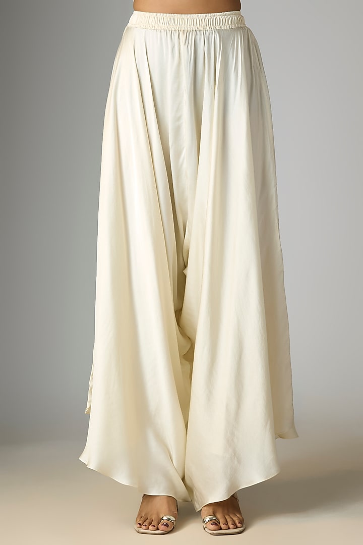Ivory Silk Thread Work One-Shoulder Cape Set by Prisho at Pernia's Pop Up Shop