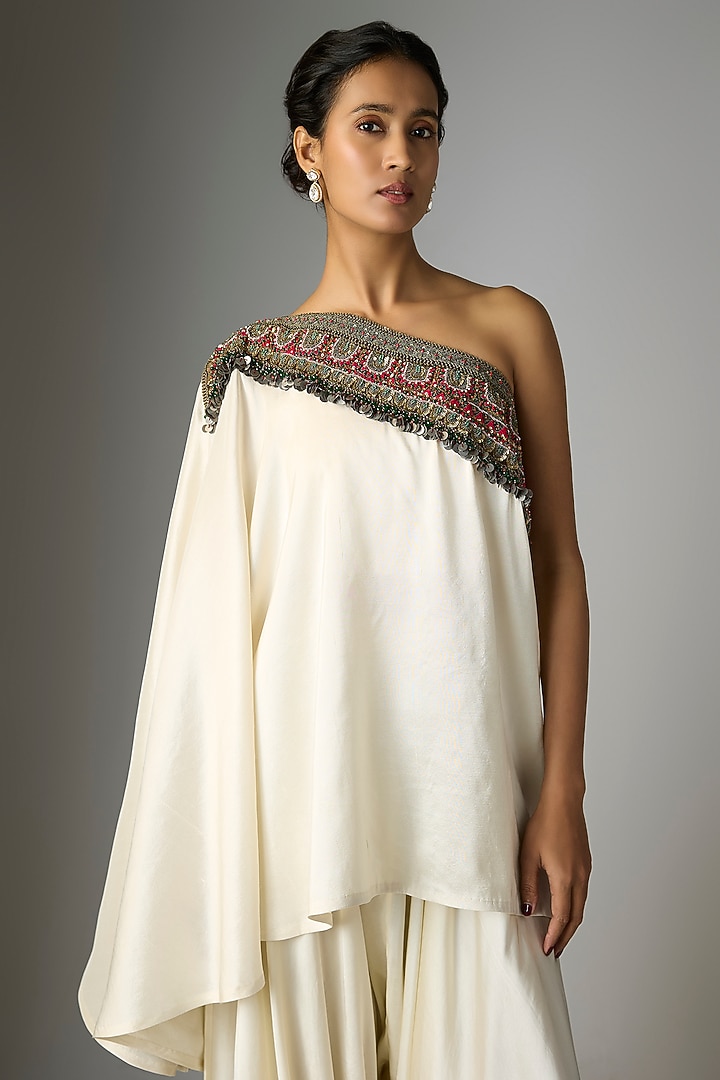 Ivory Silk Thread Work One-Shoulder Cape Set by Prisho at Pernia's Pop Up Shop