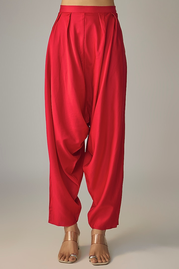 Red Crushed Silk Mirror & Resham Work Kaftan Set by Prisho at Pernia's Pop Up Shop