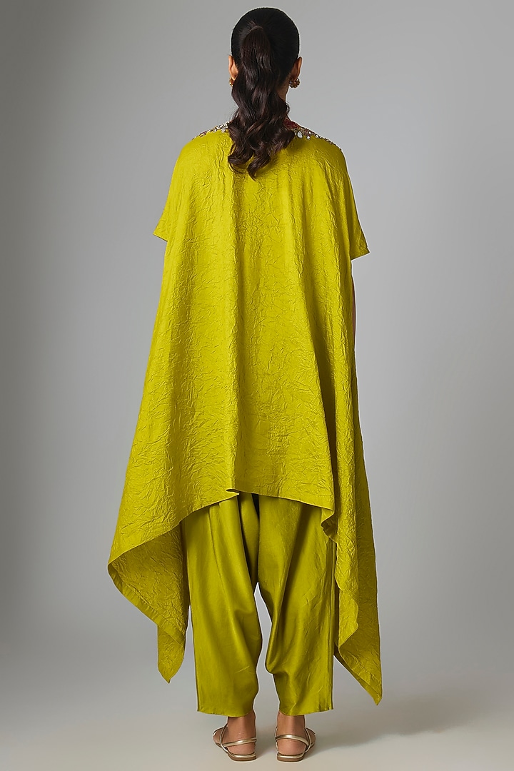 Green Crushed Silk Mirror Work Kaftan Set by Prisho at Pernia's Pop Up Shop