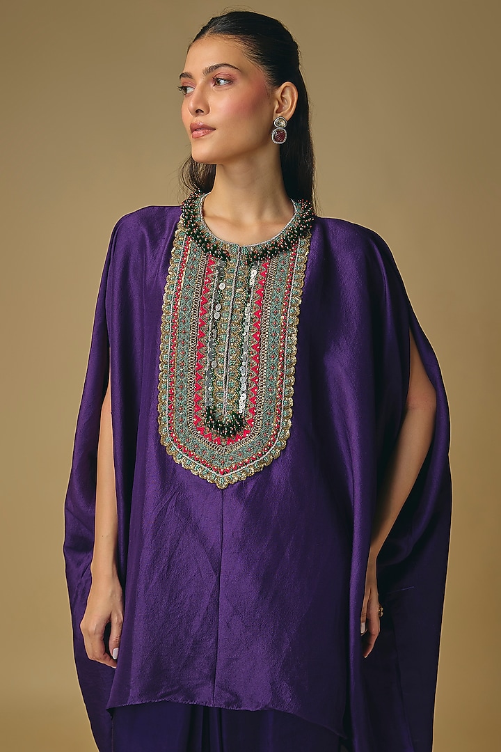 Dark Purple Silk Thread Work Kaftan Set by Prisho at Pernia's Pop Up Shop