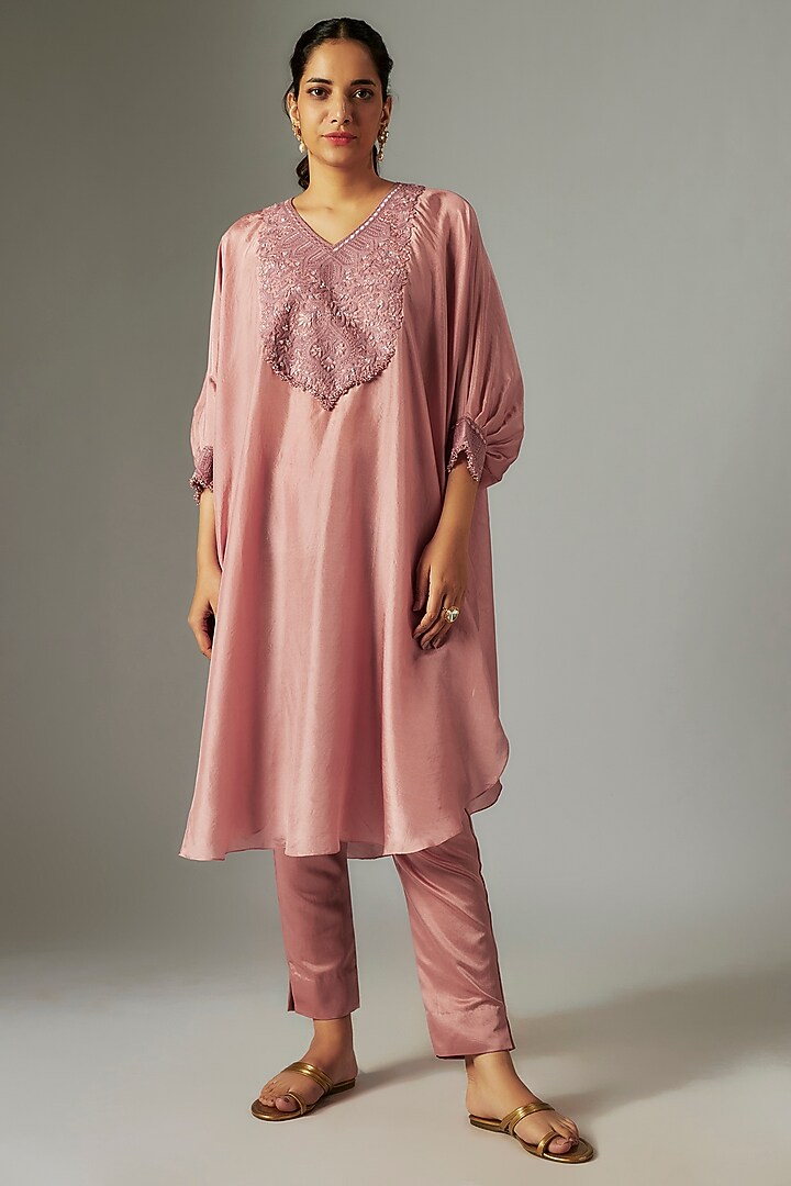 Blush Pink Crepe Resham Work Kaftan Set by Prisho at Pernia's Pop Up Shop