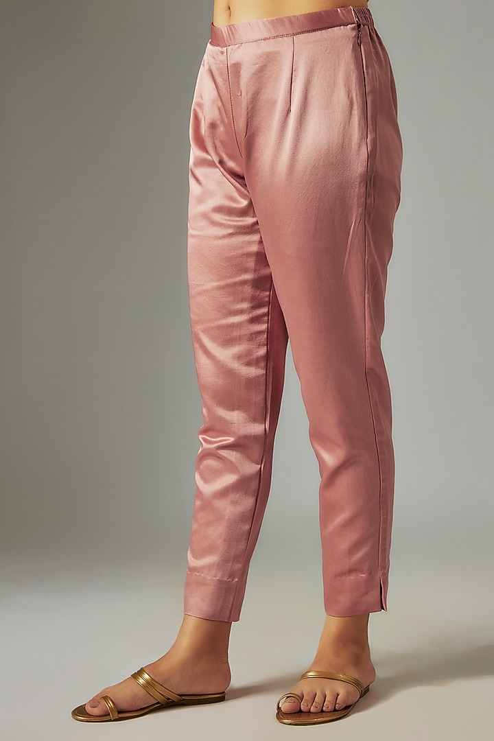 Blush Pink Crepe Resham Work Kaftan Set by Prisho at Pernia's Pop Up Shop