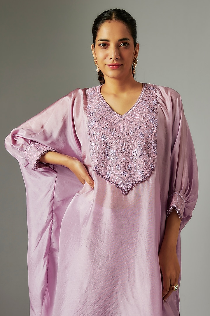 Lavender Crepe Resham Work Kaftan Set by Prisho at Pernia's Pop Up Shop