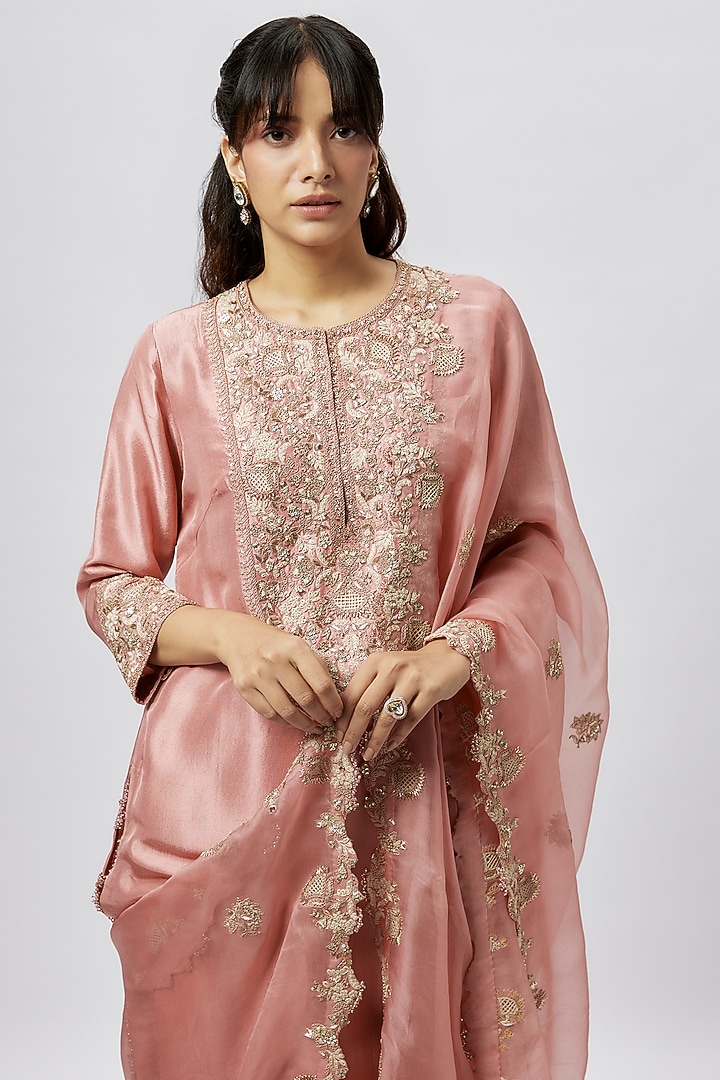 Flamingo Pink Silk Resham Work Kurta Set by Prisho at Pernia's Pop Up Shop