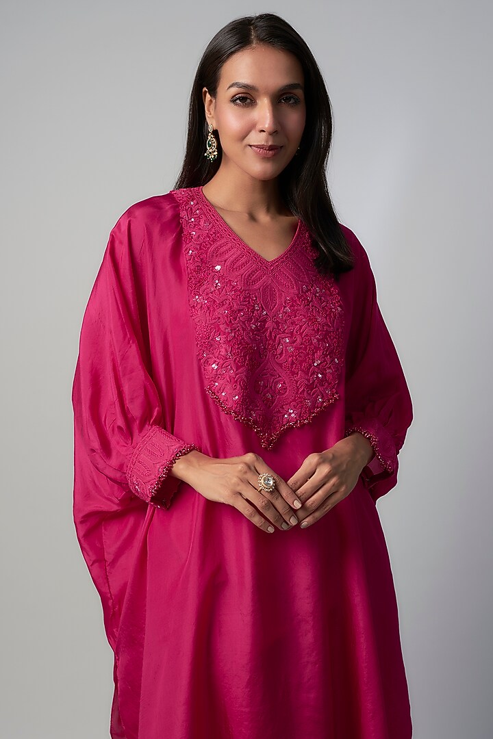 Fuchsia Crepe Resham Embroidered Kaftan Set by Prisho at Pernia's Pop Up Shop
