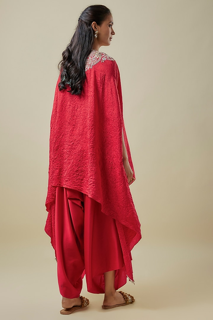 Red Crushed Silk Lampi Work Kaftan Set by Prisho at Pernia's Pop Up Shop