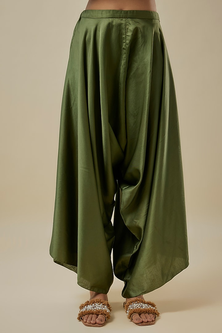 Green Organza Resham Work Cape Set by Prisho at Pernia's Pop Up Shop