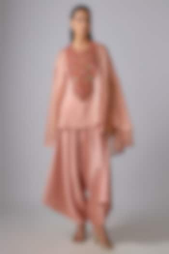 Deep Pink Tissue Thread Work Kaftan Set by Prisho at Pernia's Pop Up Shop