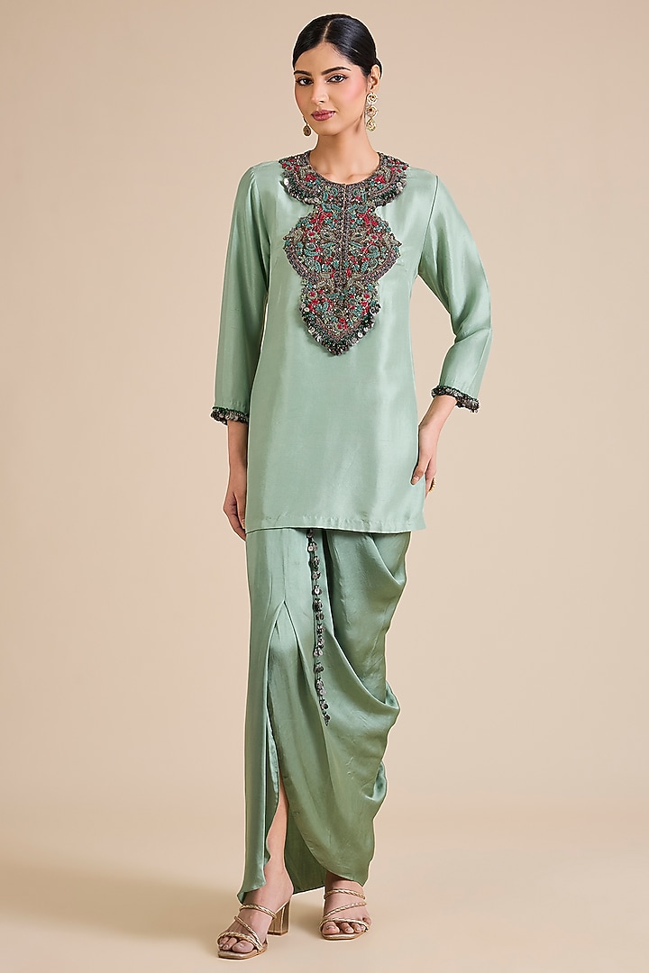 Aqua Silk Resham Work Kurta Set by Prisho at Pernia's Pop Up Shop