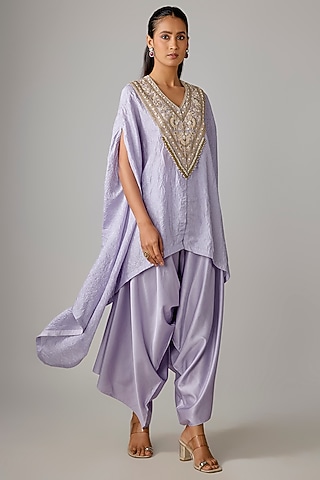 Lilac Crushed Silk Resham Work Kaftan Set by Prisho