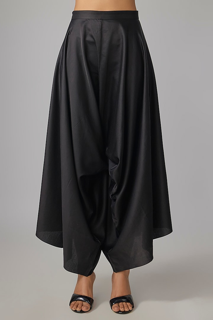 Black Crushed Silk Resham Work Kaftan Set by Prisho at Pernia's Pop Up Shop