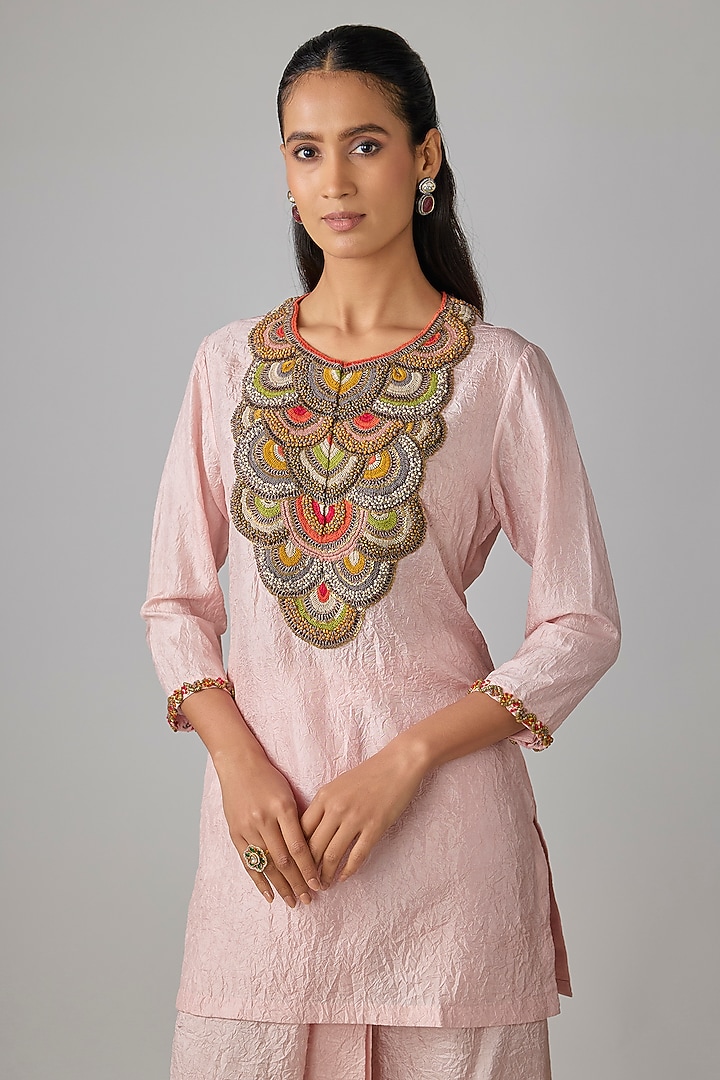 Flamingo Pink Silk Thread Work Kurta Set by Prisho at Pernia's Pop Up Shop