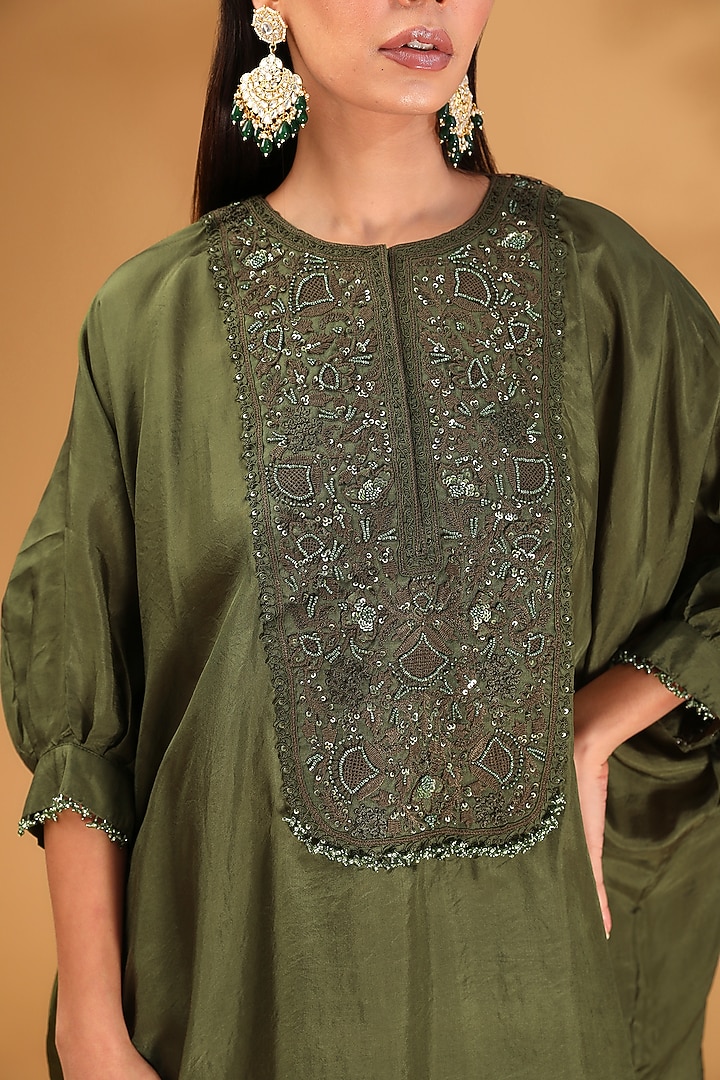 Green Crepe Resham Work Kaftan Set by Prisho at Pernia's Pop Up Shop