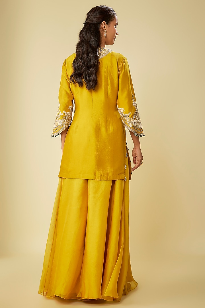 Mustard Silk Resham Work Kurta Set by Prisho at Pernia's Pop Up Shop