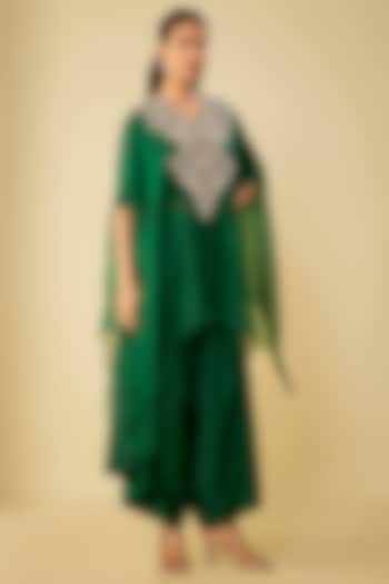 Bottle Green Silk & Organza Resham Work Kaftan Set by Prisho at Pernia's Pop Up Shop
