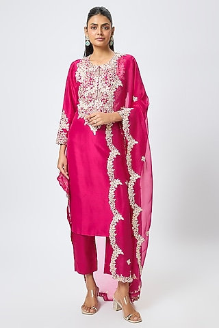 Fuchsia Silk Resham Work Kurta Set by Prisho