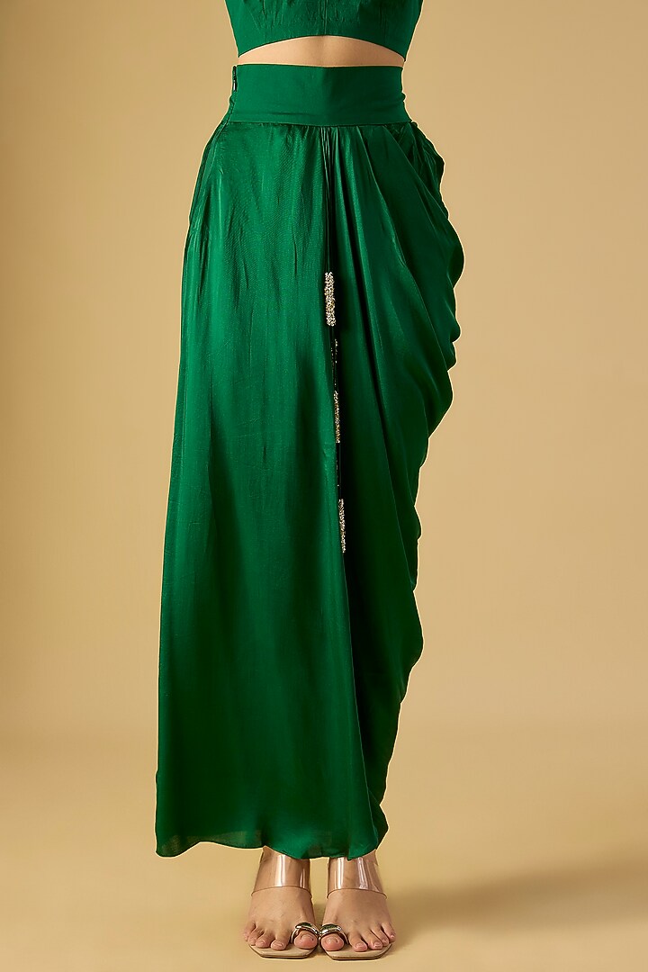 Green Organza Resham & Maal Work Kaftan Set by Prisho at Pernia's Pop Up Shop