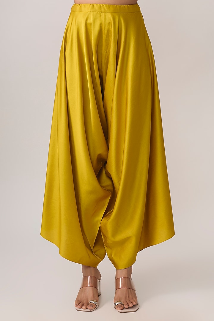 Mustard Chanderi Zari Applique Work Kaftan Set by Prisho at Pernia's Pop Up Shop