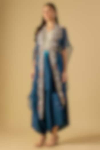 Blue Organza Thread Work Jacket Kurta Set by Prisho at Pernia's Pop Up Shop