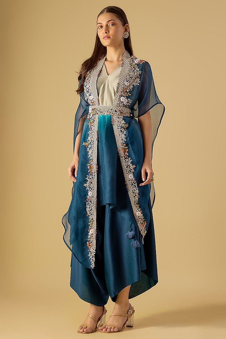 Blue Organza Thread Work Jacket Kurta Set by Prisho at Pernia's Pop Up Shop