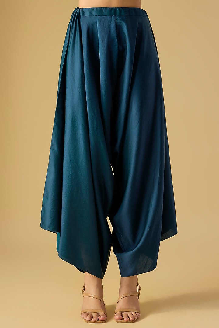 Blue Organza Thread Work Jacket Kurta Set by Prisho at Pernia's Pop Up Shop