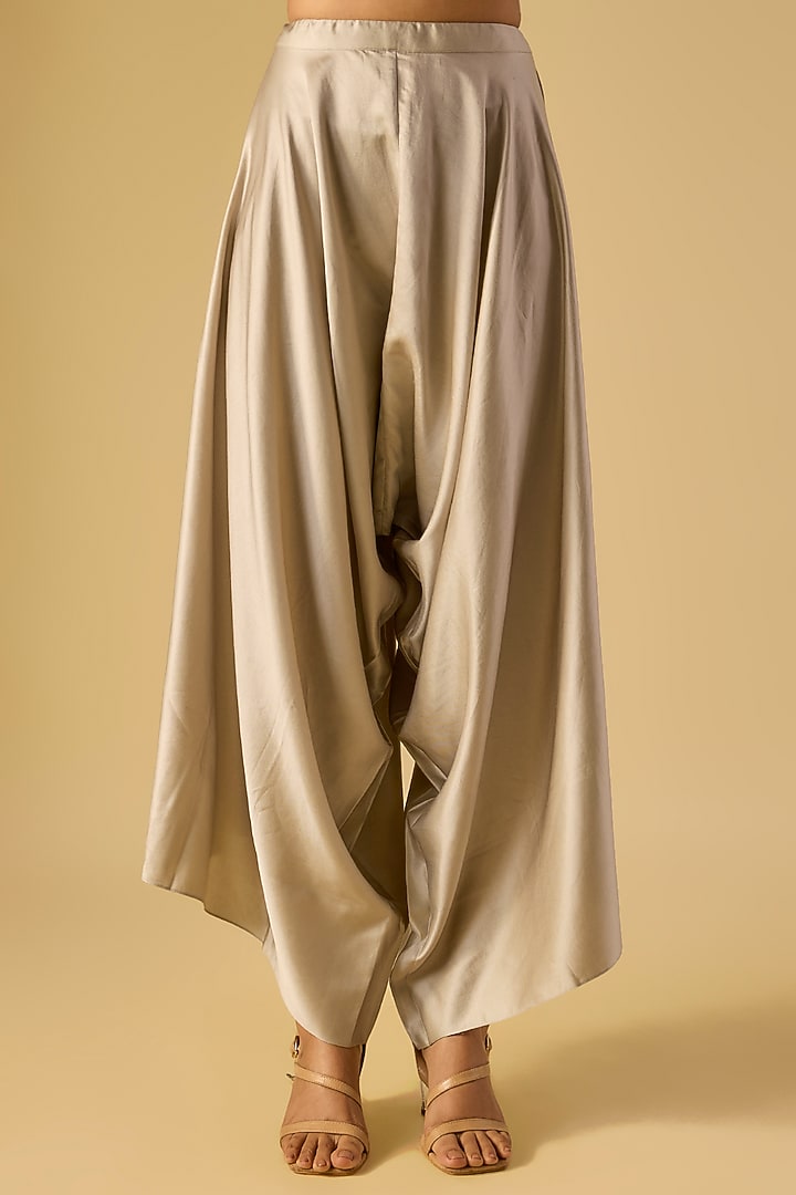 Blue Crushed Silk Thread Work Kaftan Set by Prisho at Pernia's Pop Up Shop