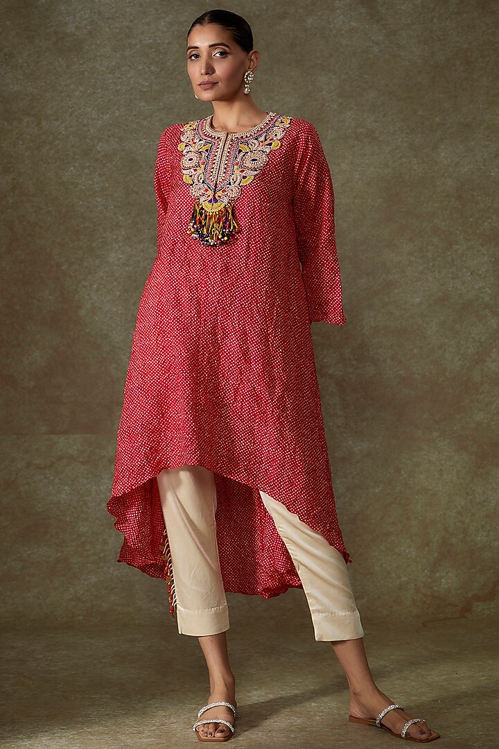 Red Bandhej Embroidered Kaftan Set by Prisho at Pernia's Pop Up Shop
