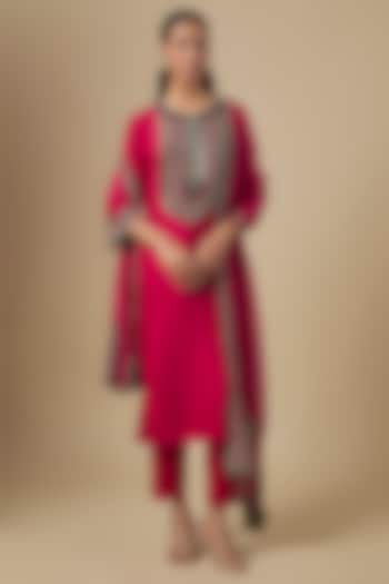 Cherry Red Silk Dori & Thread Embroidered Kurta Set by Prisho at Pernia's Pop Up Shop