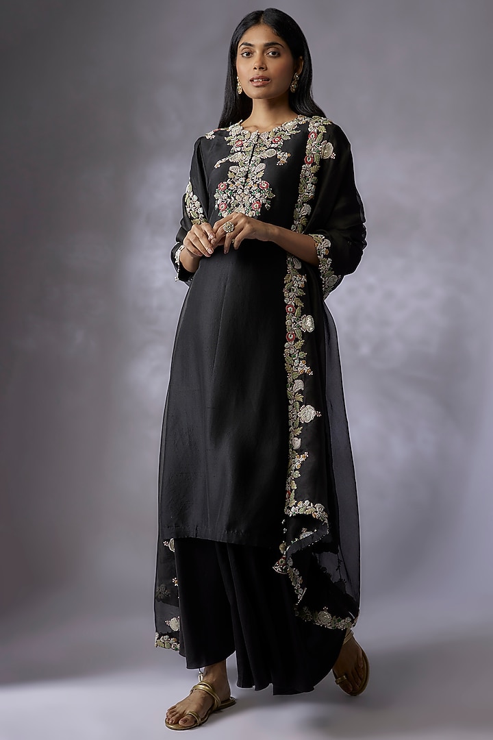 Black Silk Embroidered Kurta Set by Prisho at Pernia's Pop Up Shop