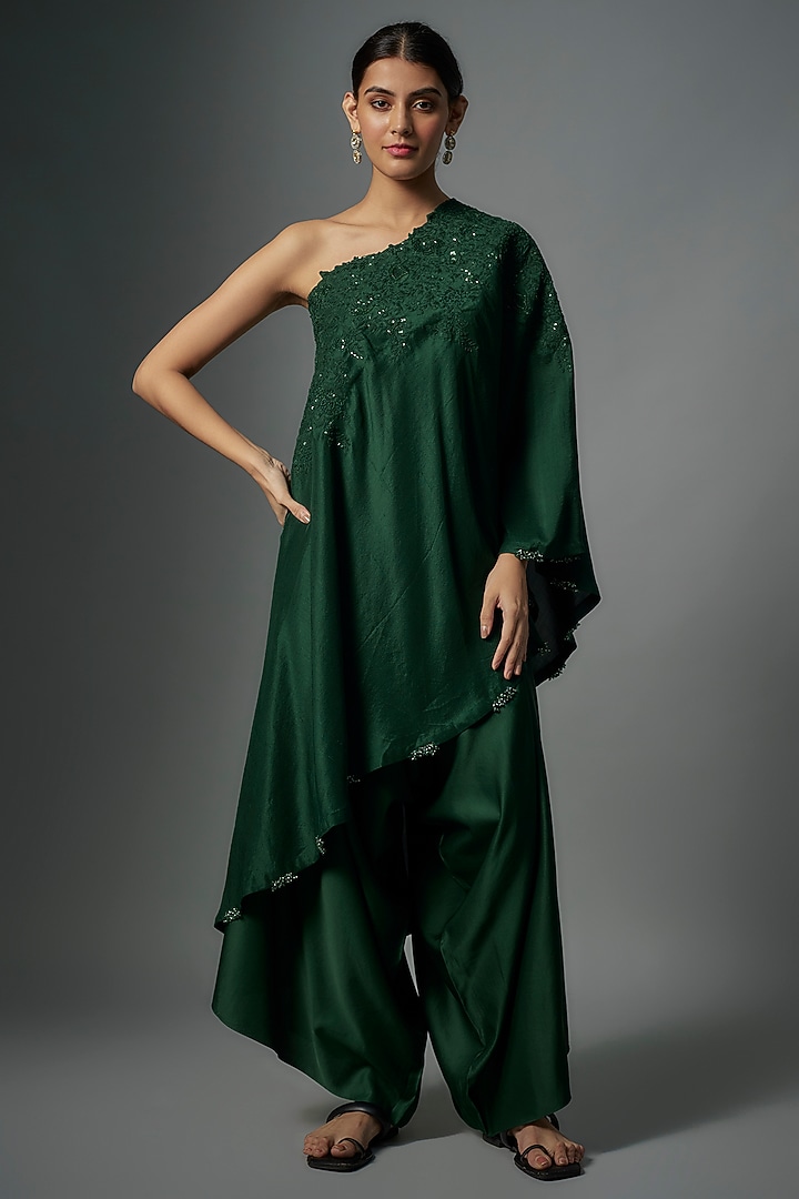 Bottle Green Silk Resham Embroidered One-Shoulder Kurta Set by Prisho at Pernia's Pop Up Shop