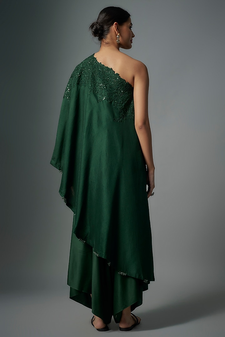Bottle Green Silk Resham Embroidered One-Shoulder Kurta Set by Prisho at Pernia's Pop Up Shop