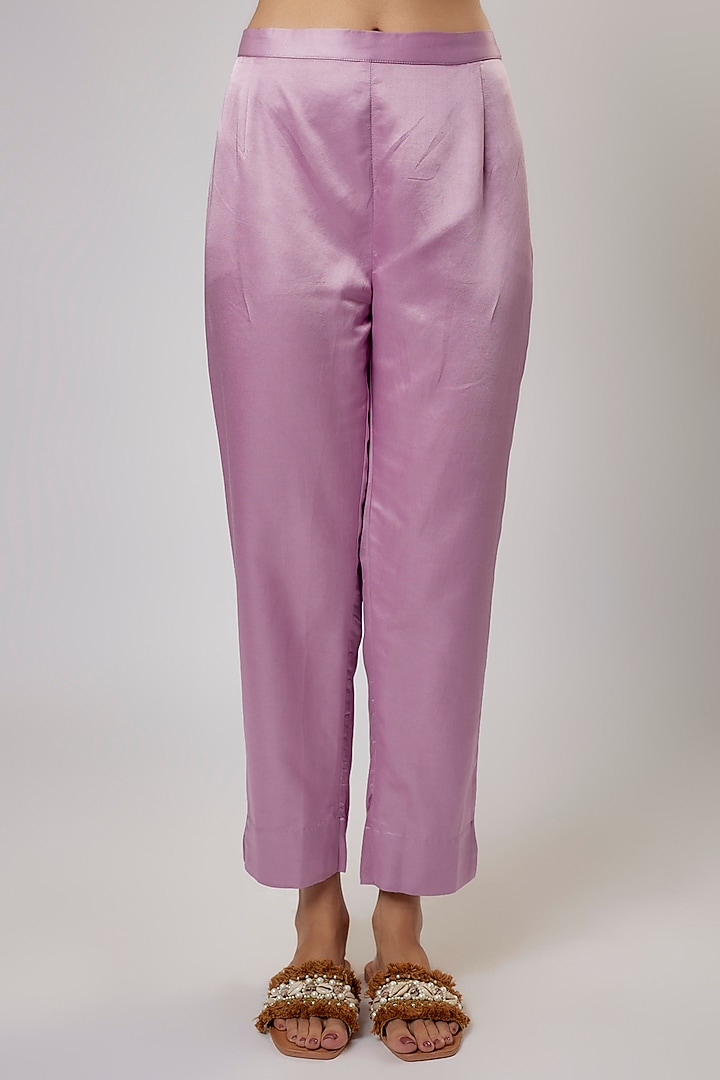 Lavender Organza Thread Work Kaftan Set by Prisho at Pernia's Pop Up Shop