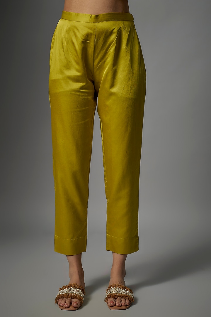 Lime Green Organza Thread Embroidered Kaftan Set by Prisho at Pernia's Pop Up Shop