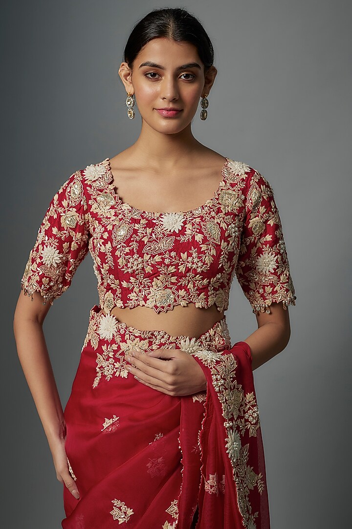 Red Organza Resham Embroidered Reception Saree Set by Prisho at Pernia's Pop Up Shop