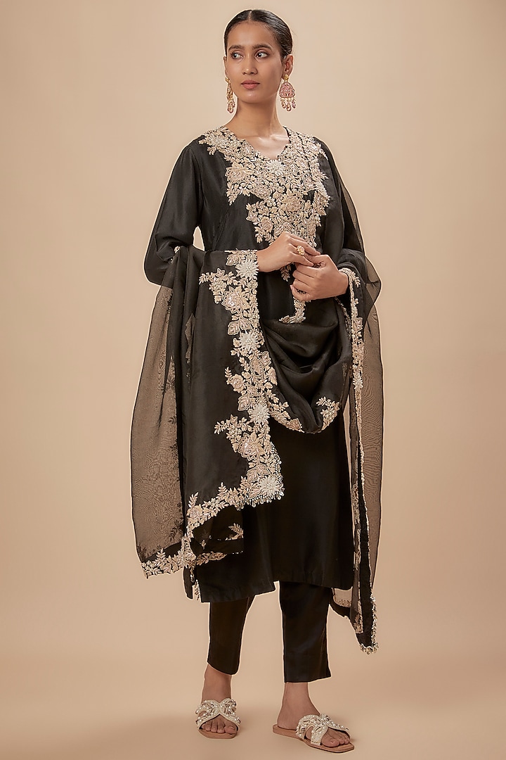 Black Silk Resham Embroidered Kurta Set by Prisho at Pernia's Pop Up Shop