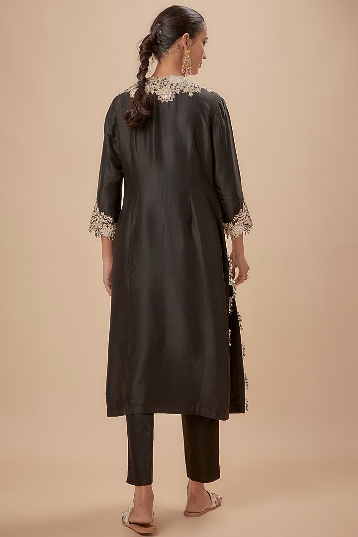Black Silk Resham Embroidered Kurta Set by Prisho at Pernia's Pop Up Shop