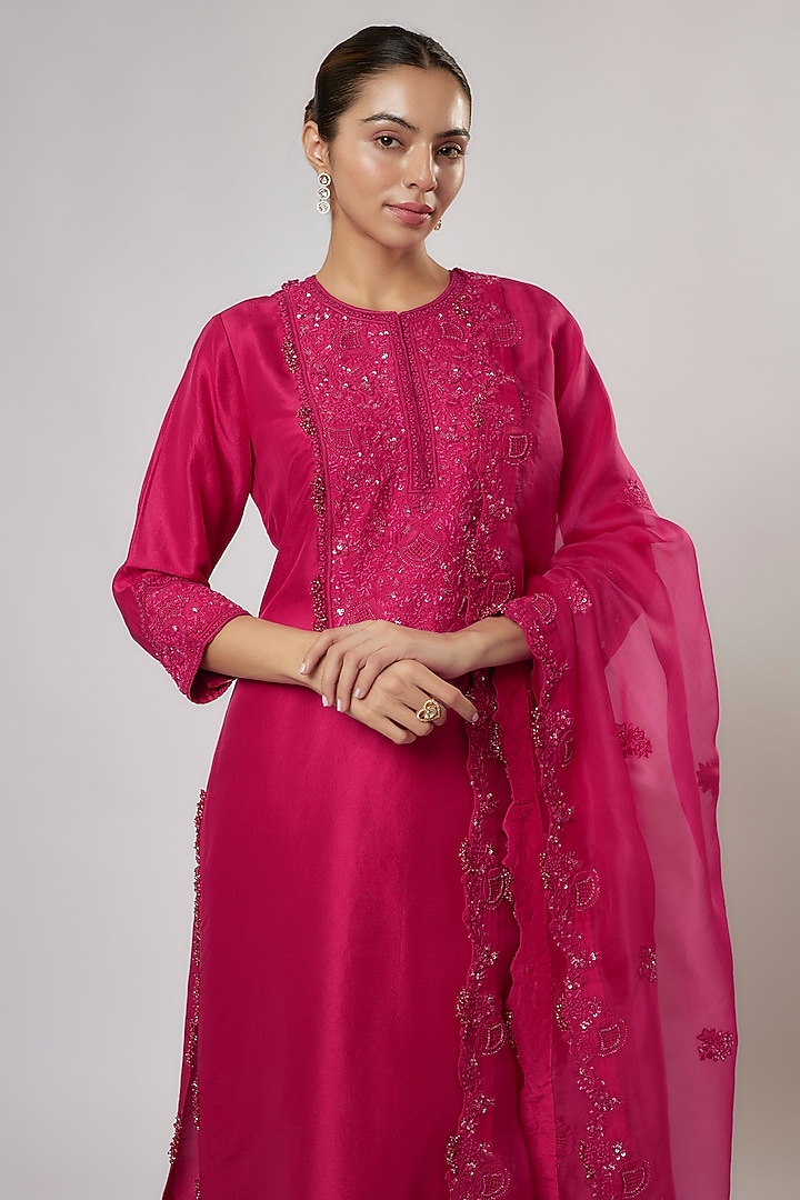 Fuchsia Silk Resham Work Kurta Set by Prisho at Pernia's Pop Up Shop