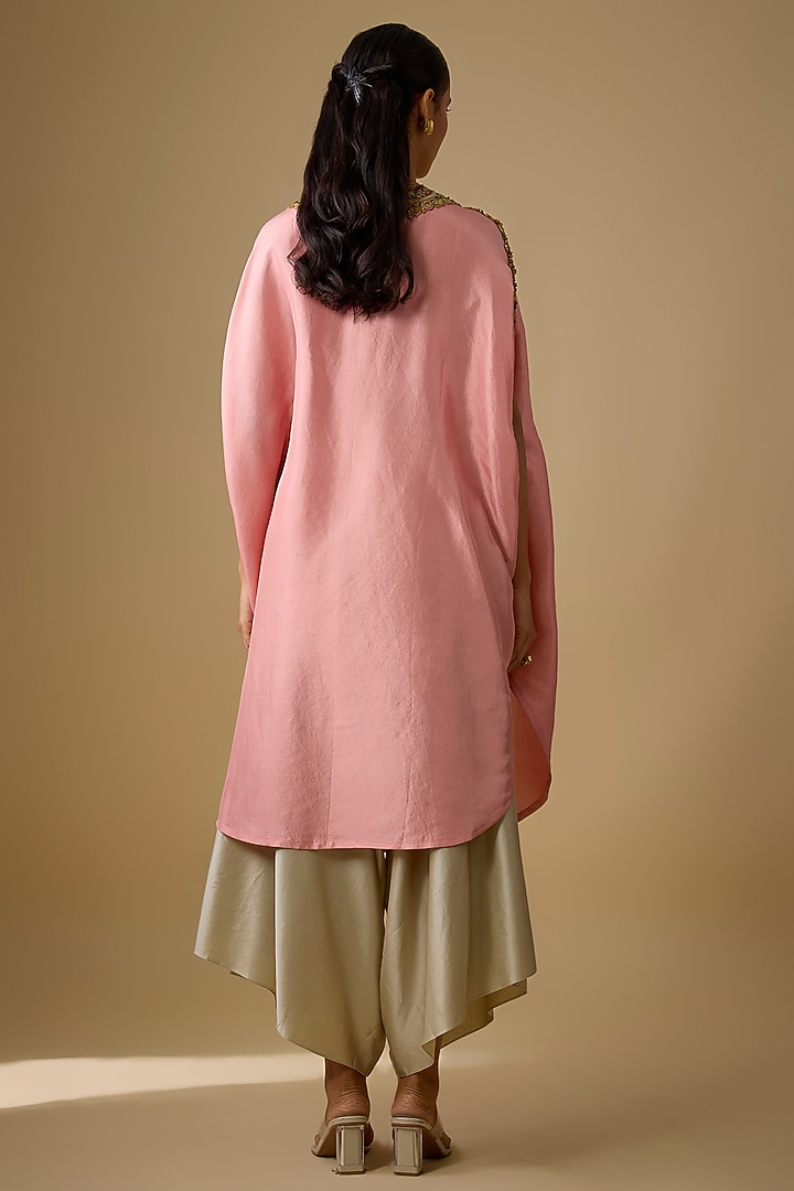 Deep Peach Silk Thread Work Kaftan Set by Prisho at Pernia's Pop Up Shop