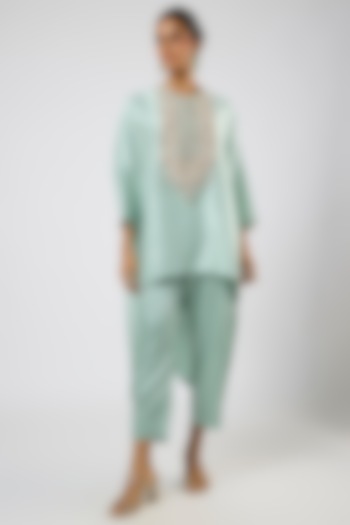 Aqua Silk Resham Embroidered High-Low Kaftan Set by Prisho at Pernia's Pop Up Shop