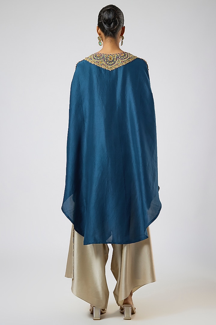 Blue Silk Thread Embroidered V-Neck Kaftan Set by Prisho at Pernia's Pop Up Shop