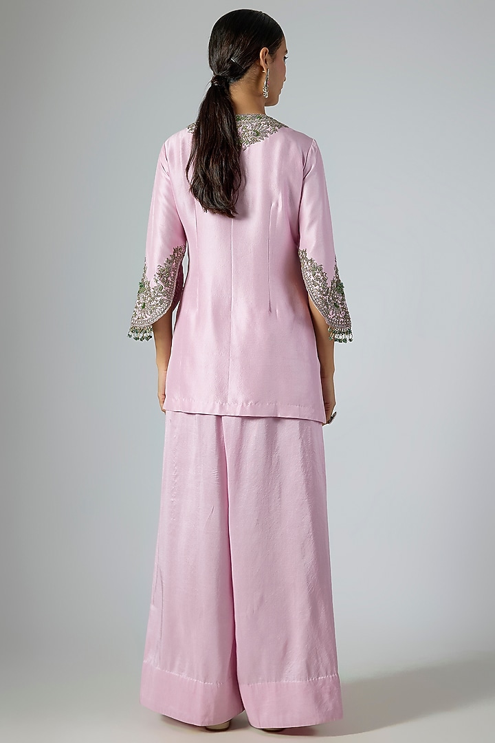 Lavender Silk Thread Embroidered Kurta Set by Prisho at Pernia's Pop Up Shop