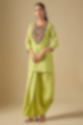 Lemon Green Crushed Silk Thread Work Kurta Set by Prisho at Pernia's Pop Up Shop