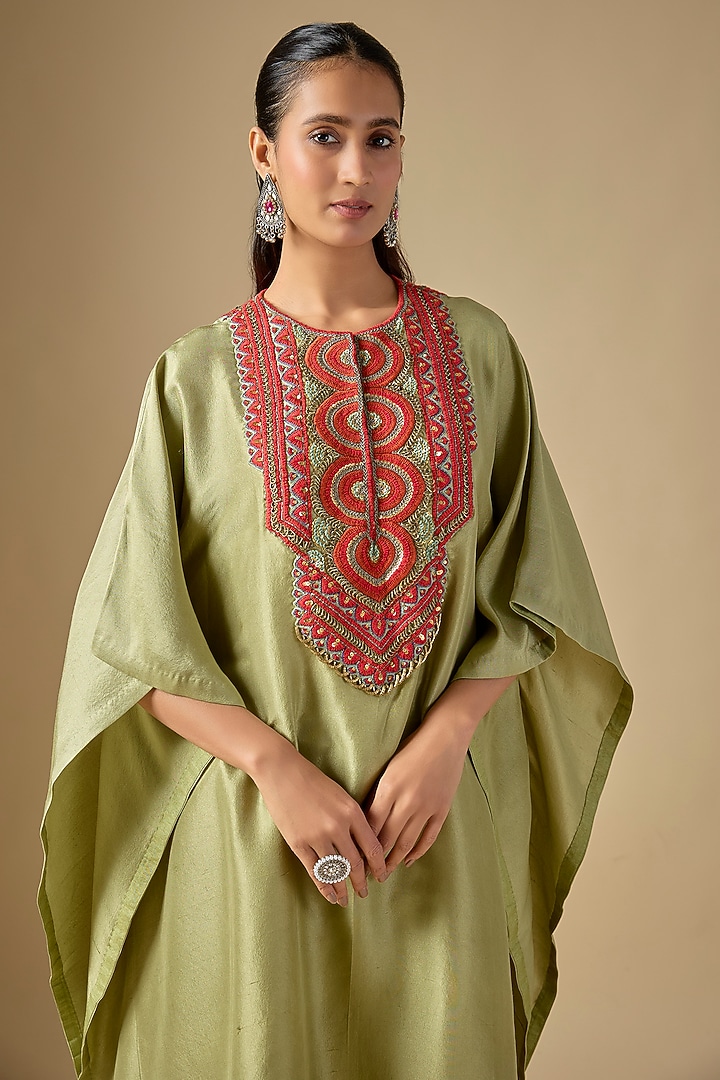 Sea Green Silk Thread Work Kurta Set by Prisho at Pernia's Pop Up Shop