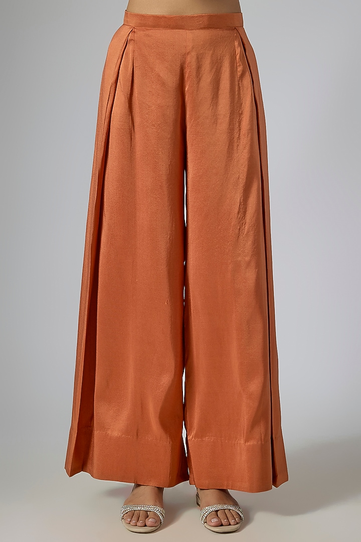 Deep Rust Silk Thread Embroidered Kurta Set by Prisho at Pernia's Pop Up Shop