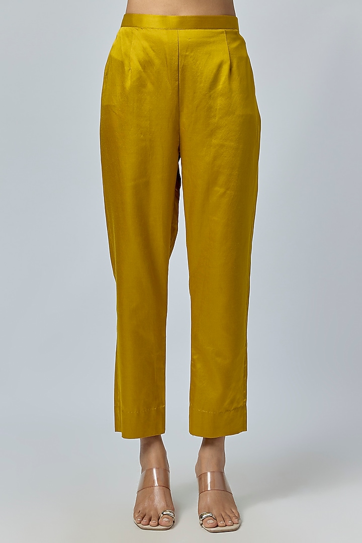 Mustard Silk Thread Embroidered Kurta Set by Prisho at Pernia's Pop Up Shop