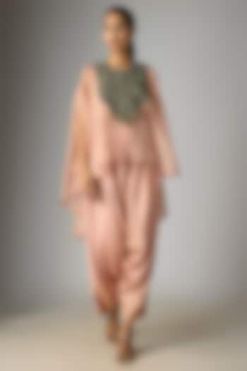 Peach Tissue Thread Work Umbrella Kaftan Set by Prisho at Pernia's Pop Up Shop