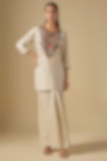 Ivory Crushed Silk Thread Work Kurta Set by Prisho at Pernia's Pop Up Shop