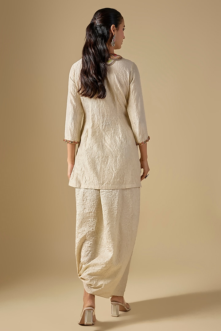 Ivory Crushed Silk Thread Work Kurta Set by Prisho at Pernia's Pop Up Shop