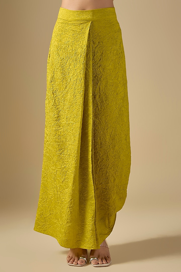 Lime Green Crushed Silk Thread Work Kurta Set by Prisho at Pernia's Pop Up Shop